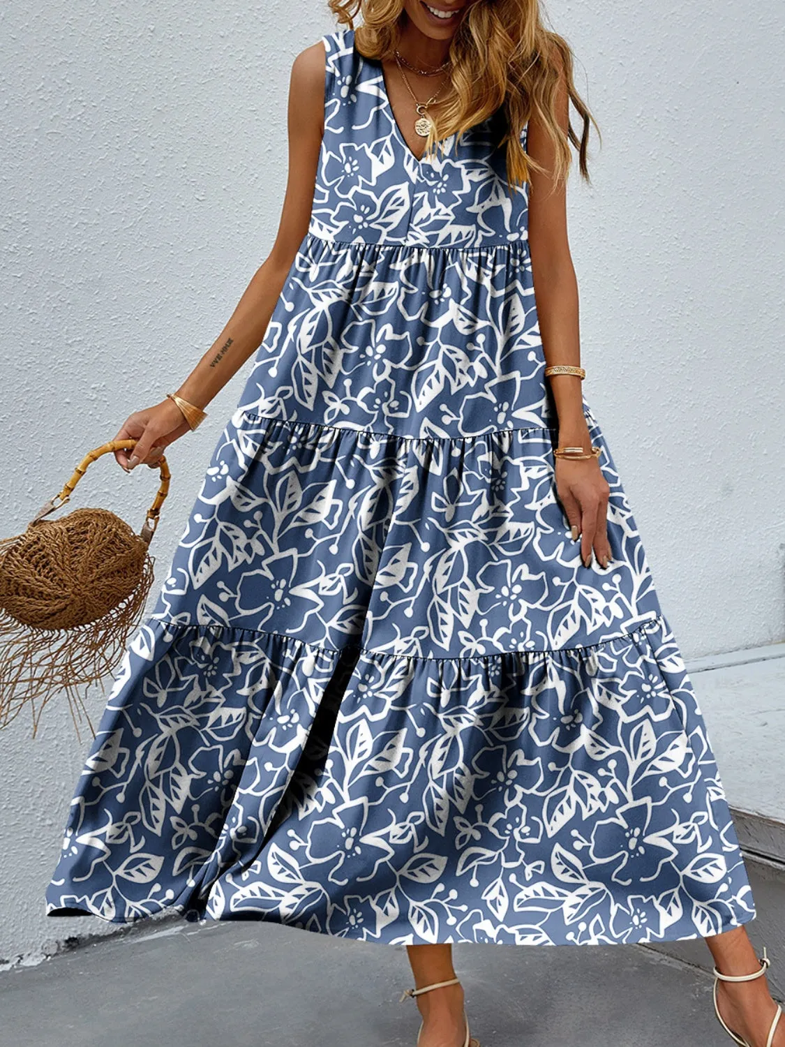 🌼 Tiered Printed V-Neck Sleeveless Dress 🌼