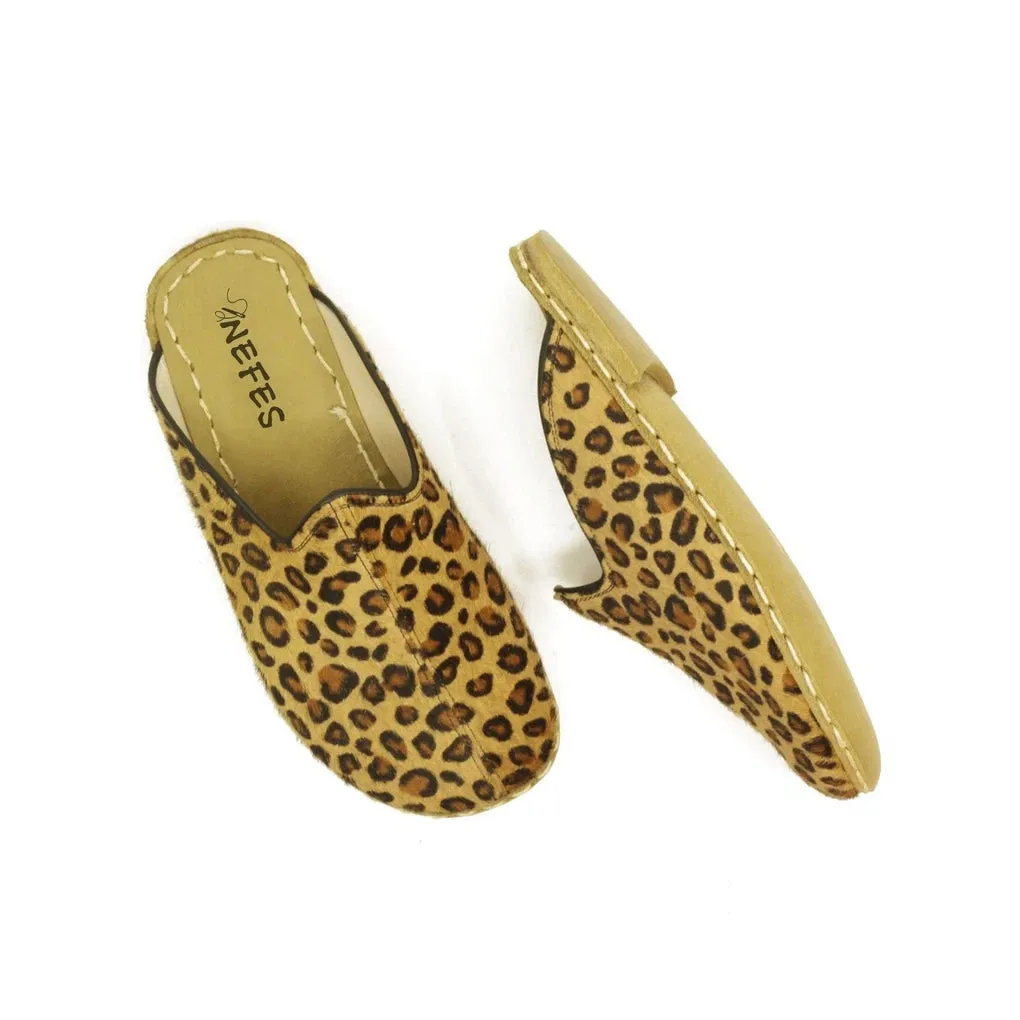 Closed Toe Leather Women's Slippers Yellow Leopard Print