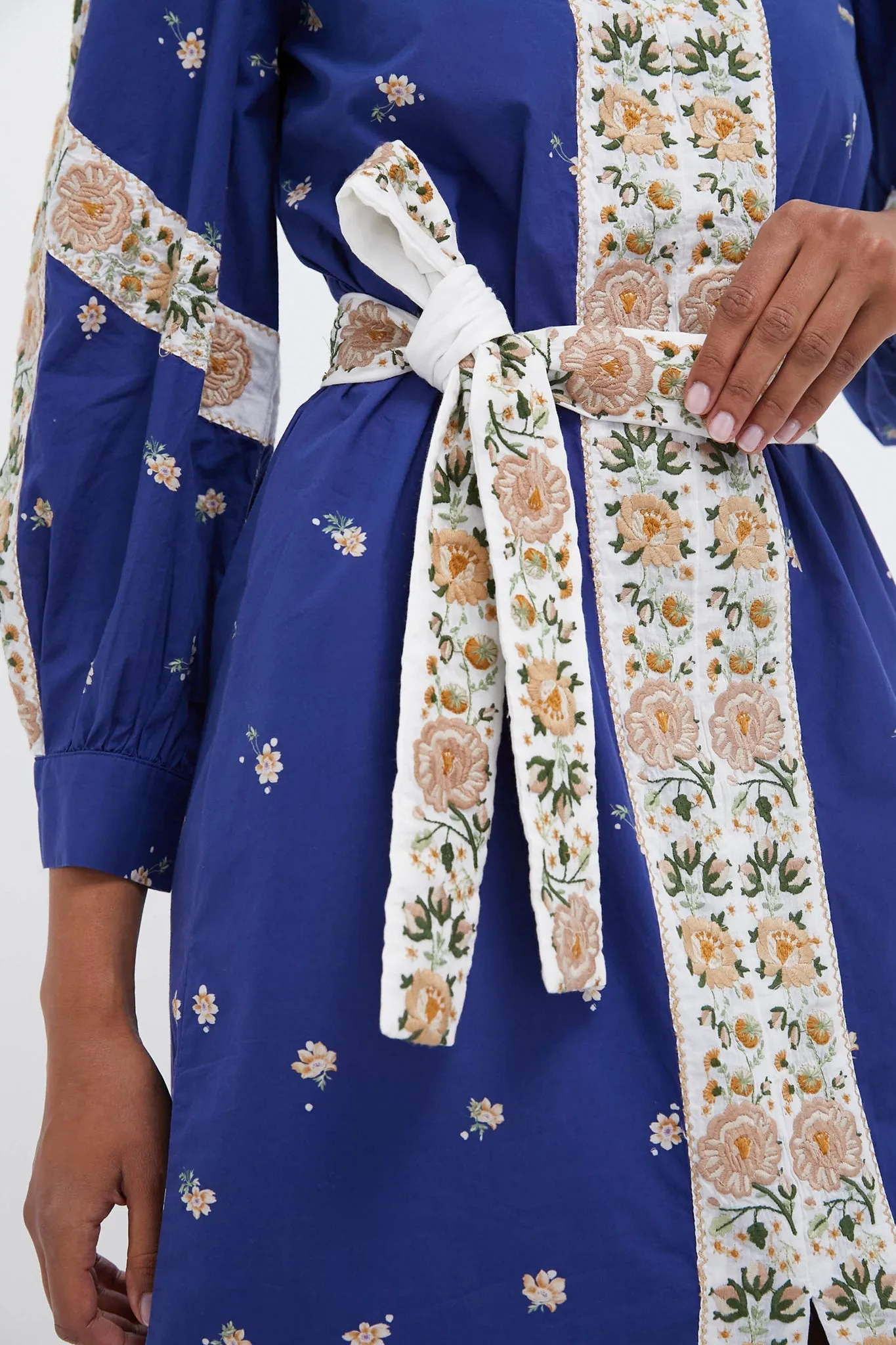 Exclusive Blue Elizabeth Print Longsleeve Caftan Dress