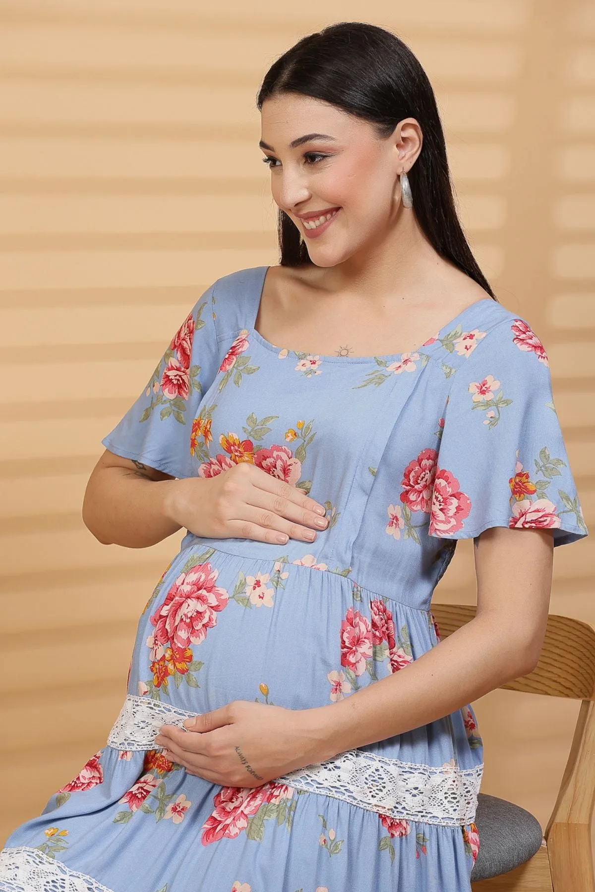 Lace Bloom Maternity Feeding Dress