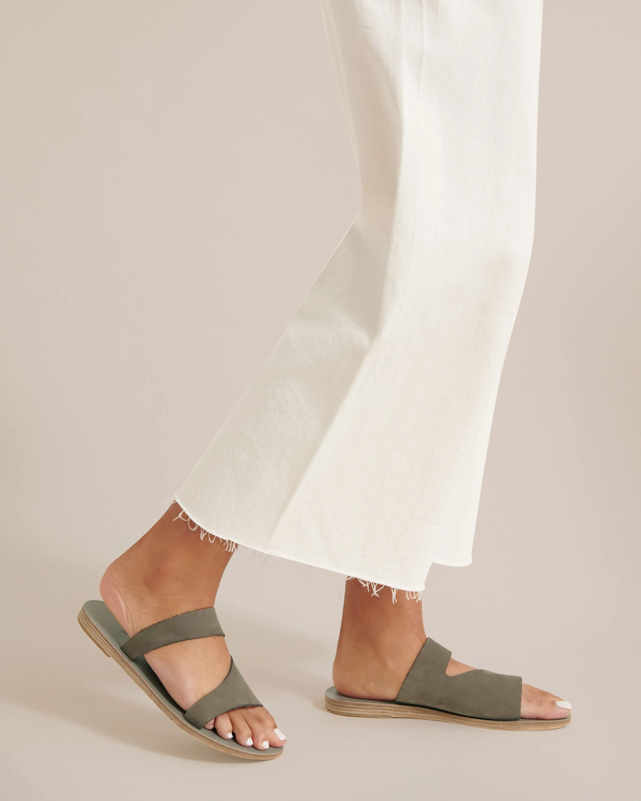 Lesvos Leather Slide Sandal