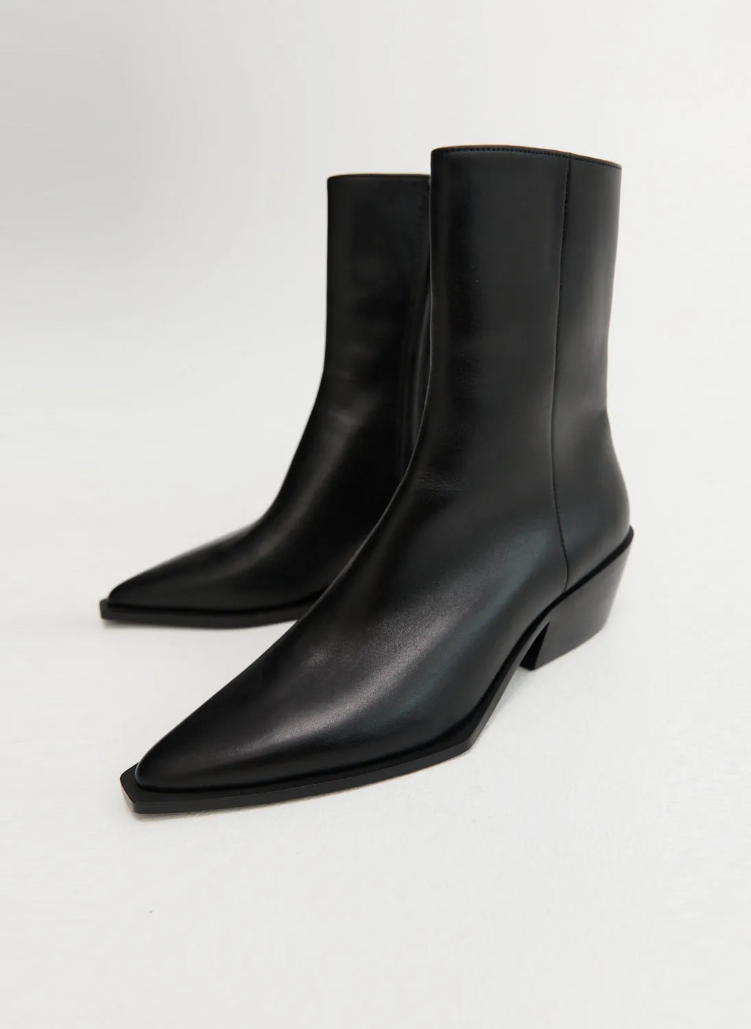 Napier Boot Black