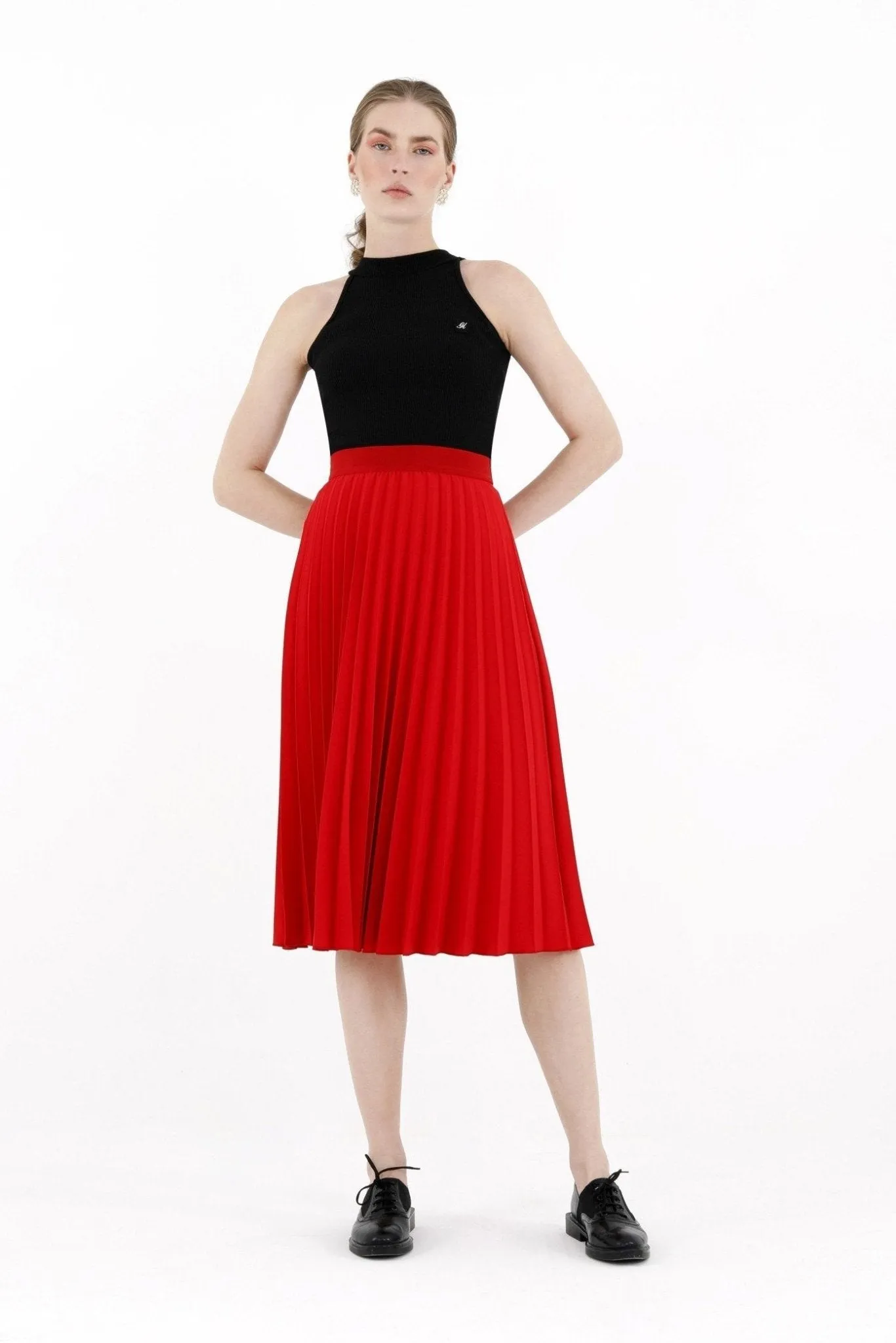 Red Pleated Skirt High Waist Elastic Waist Band Midi Skirt