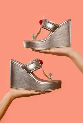 Refined Rose Gold Kolhapuri Inspired Wedges