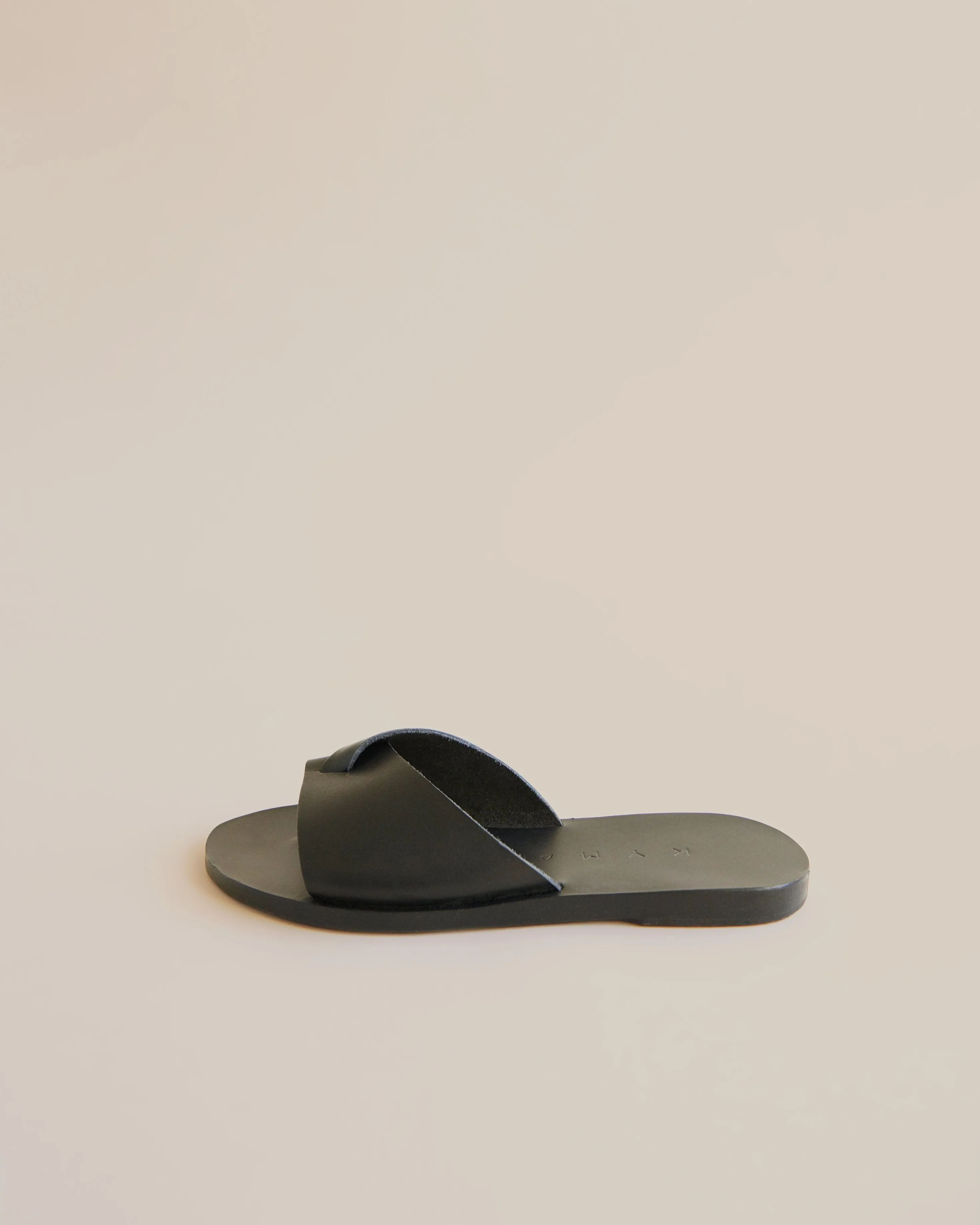 Romvi Leather Slide Sandal