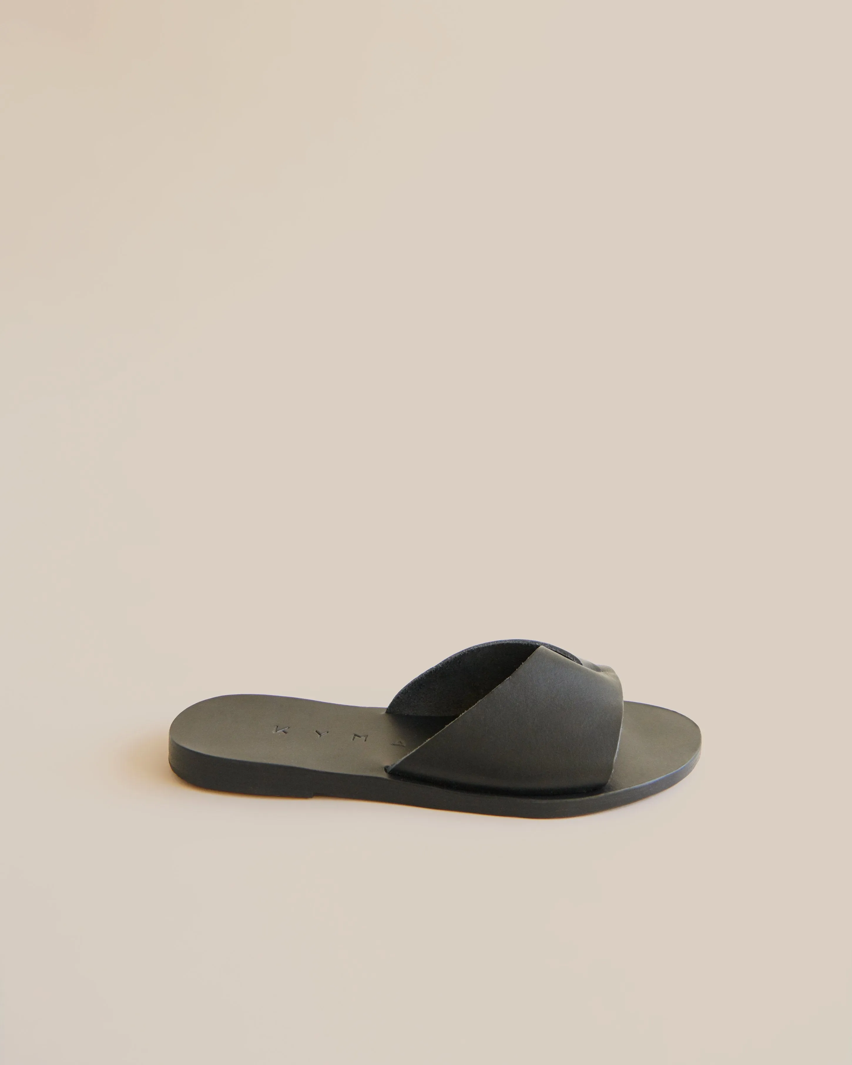 Romvi Leather Slide Sandal