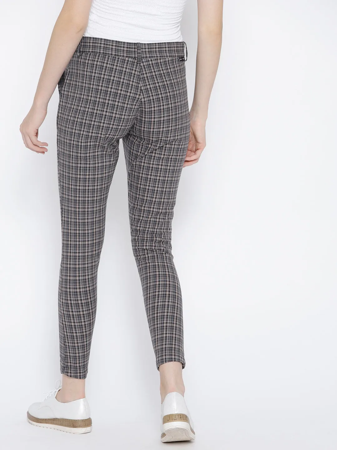 Women Grey Checked Regular Trousers