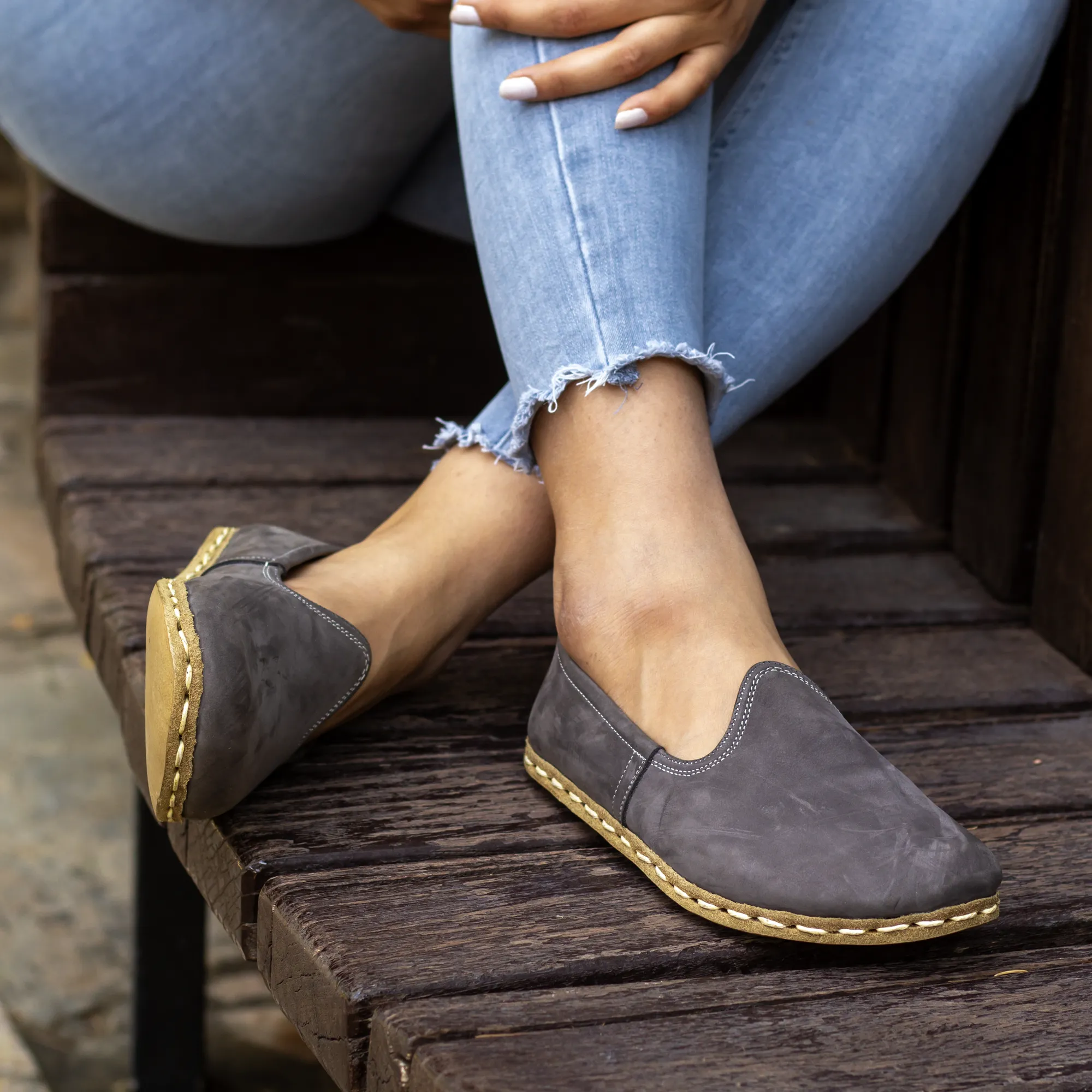 Women's Barefoot Grounding Shoes - Nubuck Gray